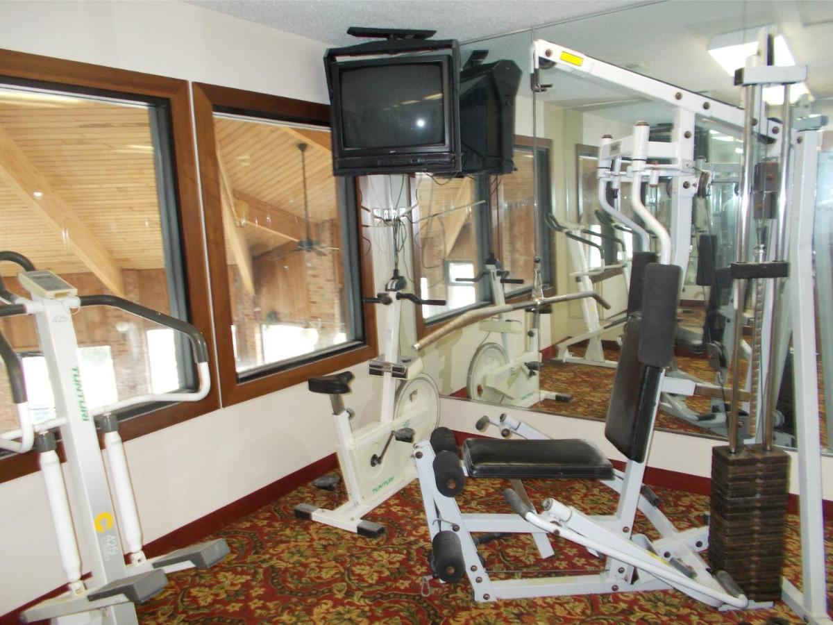 Royalton Inn And Suites, Wilmington,Ohio Экстерьер фото